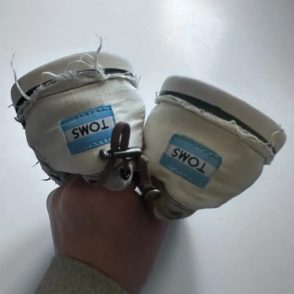 Toms boat shoes